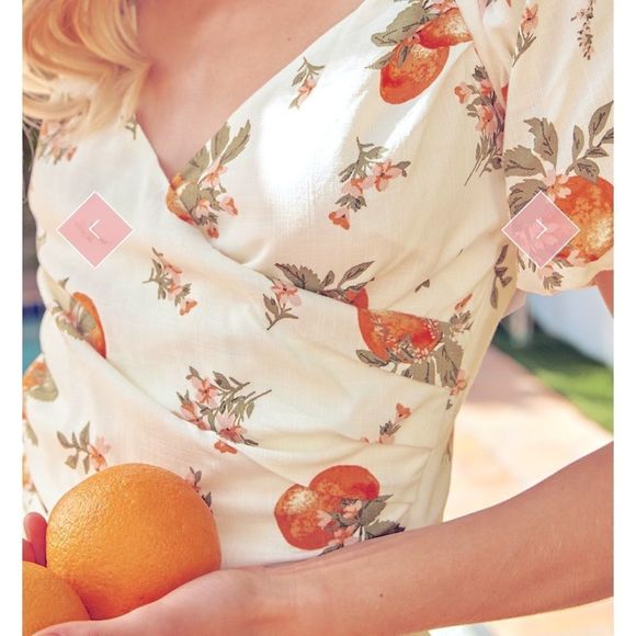 🆕NWT SUGARLIPS PUFF SLEEVE CITRUS CROP TOP - Picture 8 of 12